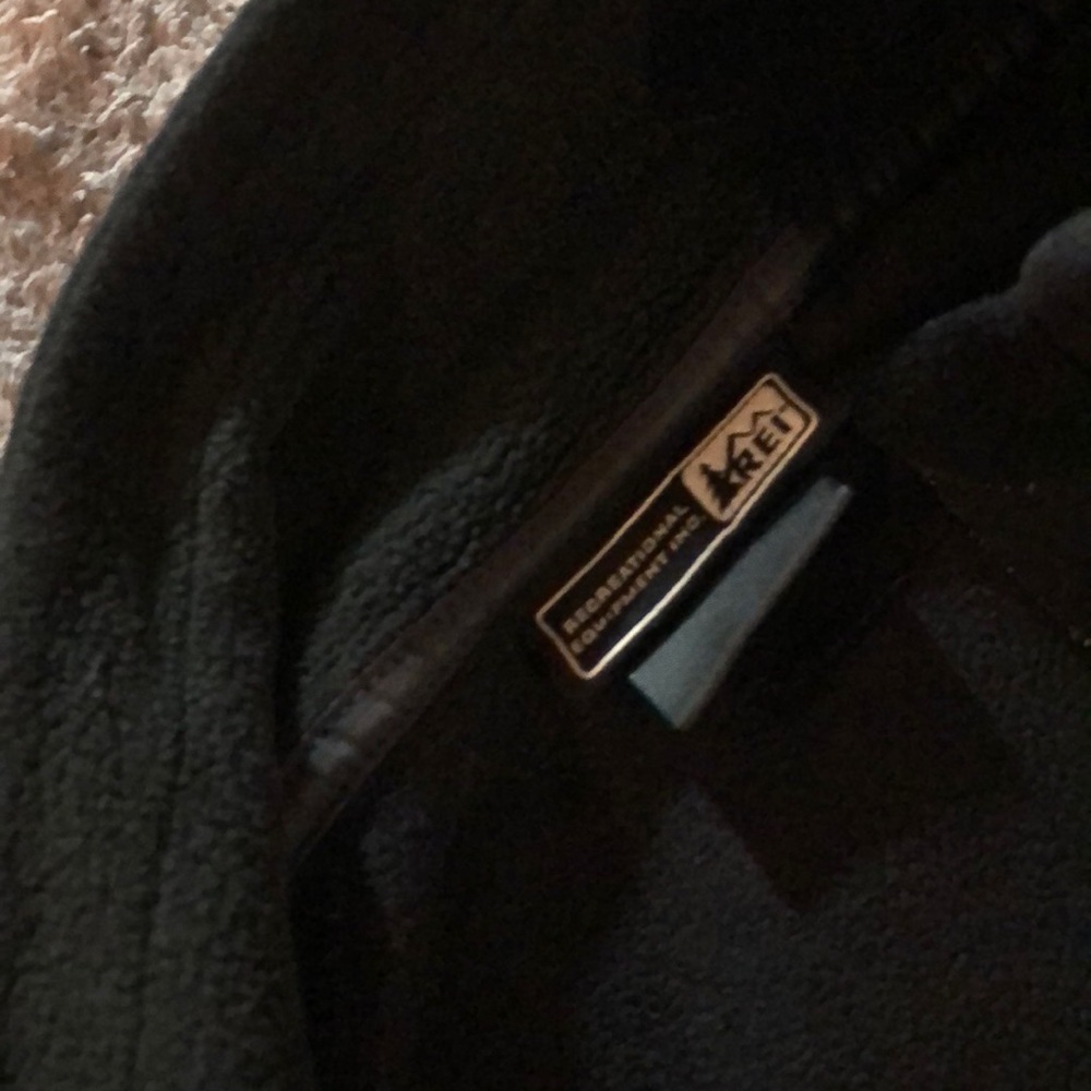 REI Jacket - Picture 2 of 2